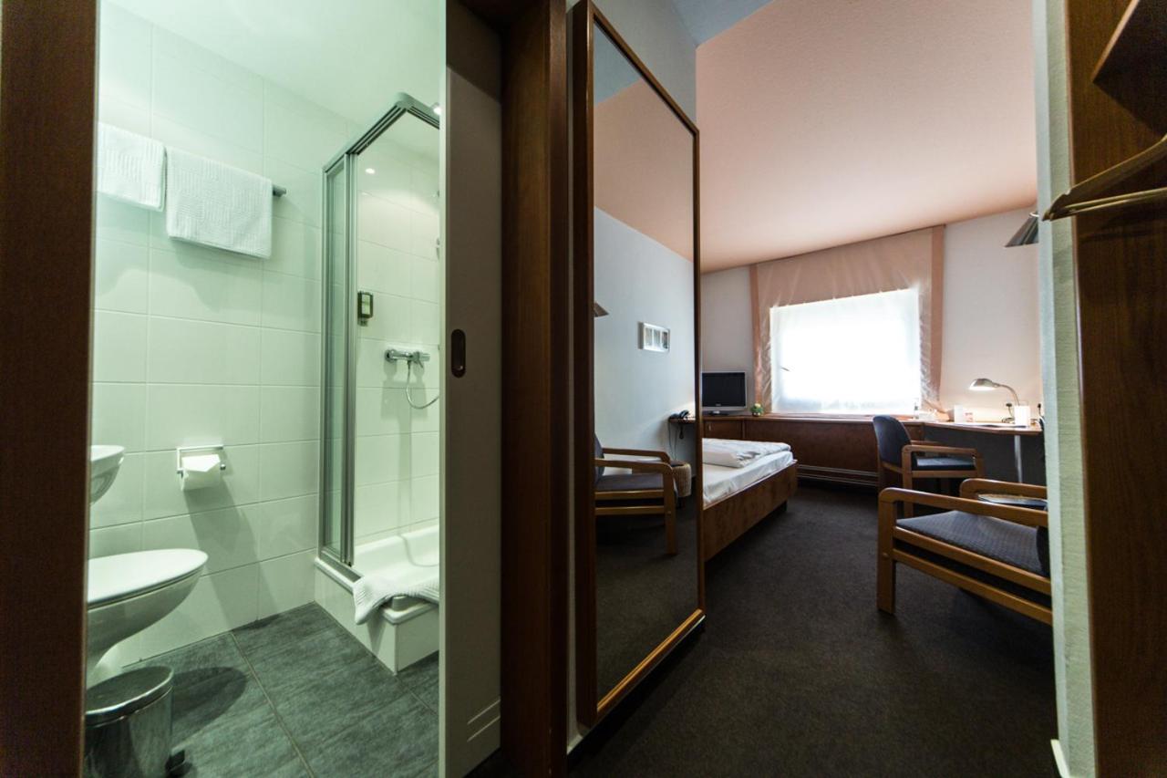 Seehotel Ketsch Schwetzingen Værelse billede