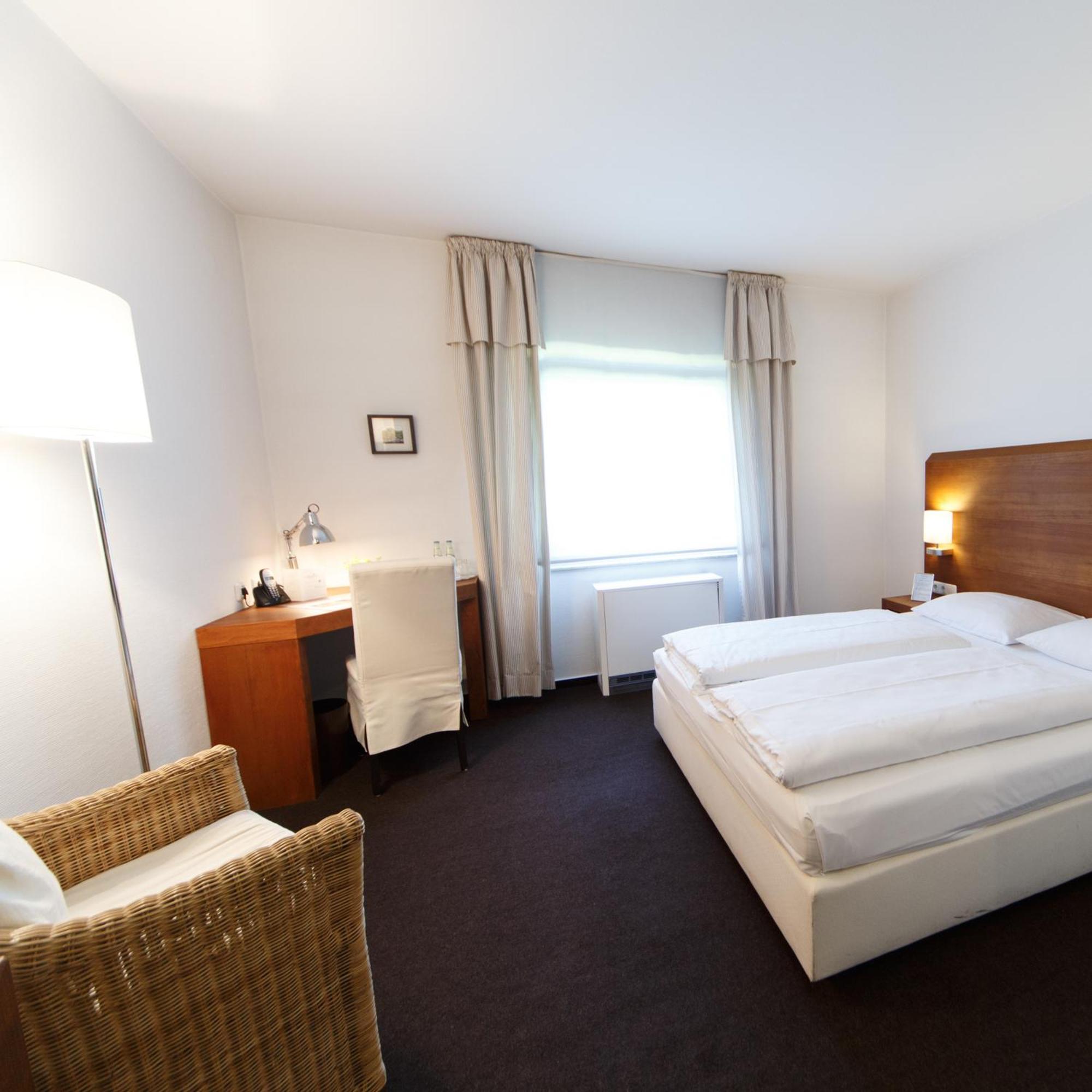 Seehotel Ketsch Schwetzingen Værelse billede